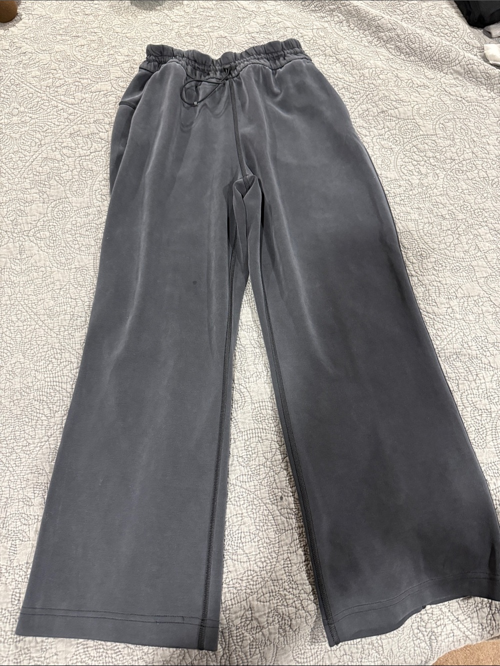Lululemon Softstreme Highrise  Black Activewear Pant-they look like Charcoal